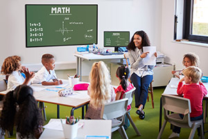 The 5 Benefits of Interactive Displays in the Classroom